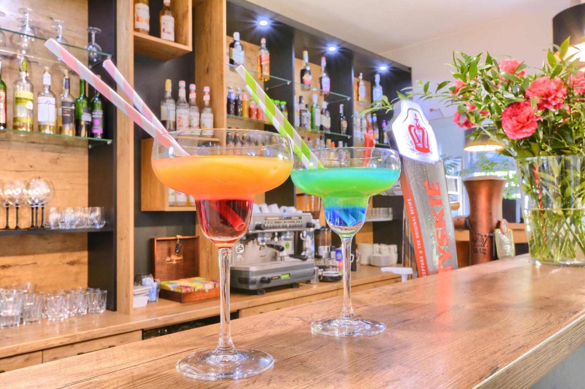 Hotel Krysztal ชเวียราโดว์-สโดรยจ์ ภายนอก รูปภาพ